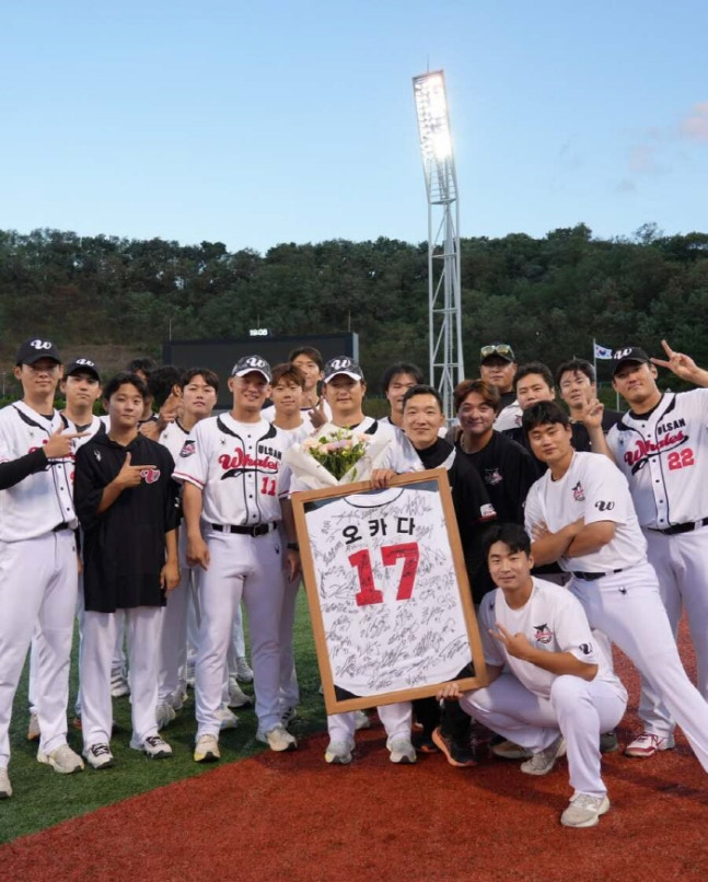 유사 프로야구 오카다 LG 이적 무산