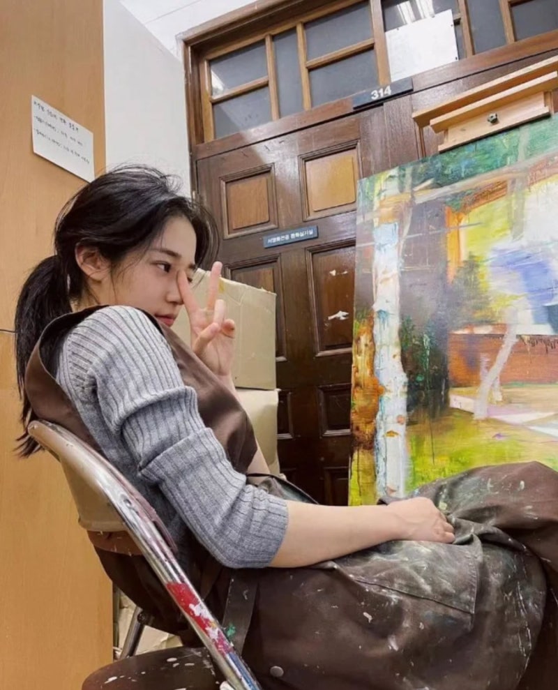 “같은 이화여대 서양화과 맞아?” 하영 그림 공개되자 노윤서 작품과 비교까지…확 달랐던 ....