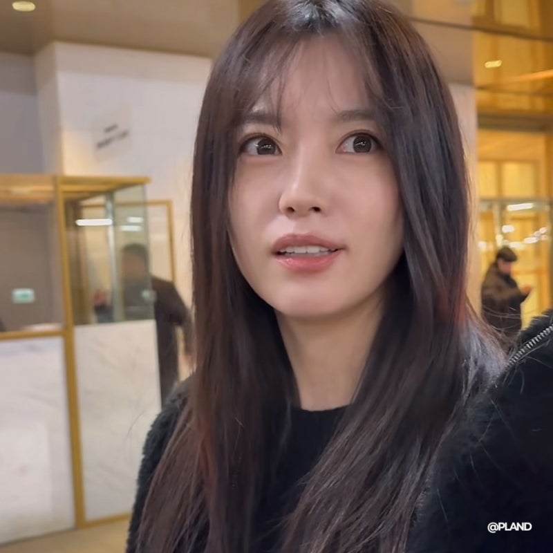 "This Isn't the Face I Knew?" Han Hyo-joo's Changed Aura Due to Her Eyes Shakes Up the Entertainment Industry