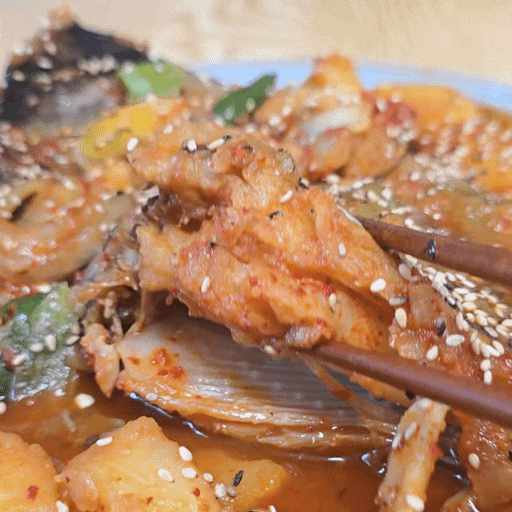 반건조 가오리 활용 레시피! 감칠맛 매콤 가오리조림과 쫄깃하고 달큰한 가오리찜