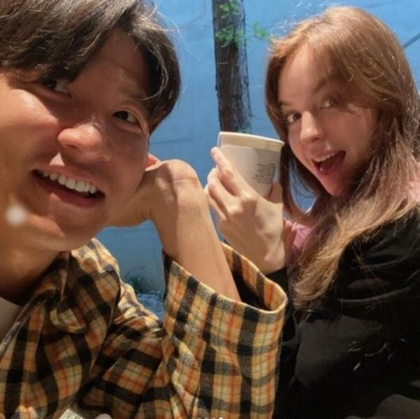 <b>박주호</b><b>안나</b>, <b>넷째 임신</b> 발표…암투병 후 찾아온 소중한 희망