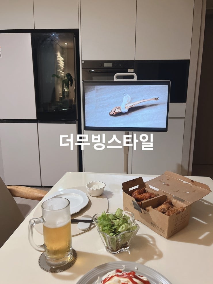 삼텐바이미는 상대가 안 되네? 캠핑 TV로 산 삼성 더 무빙스타일 솔직후기