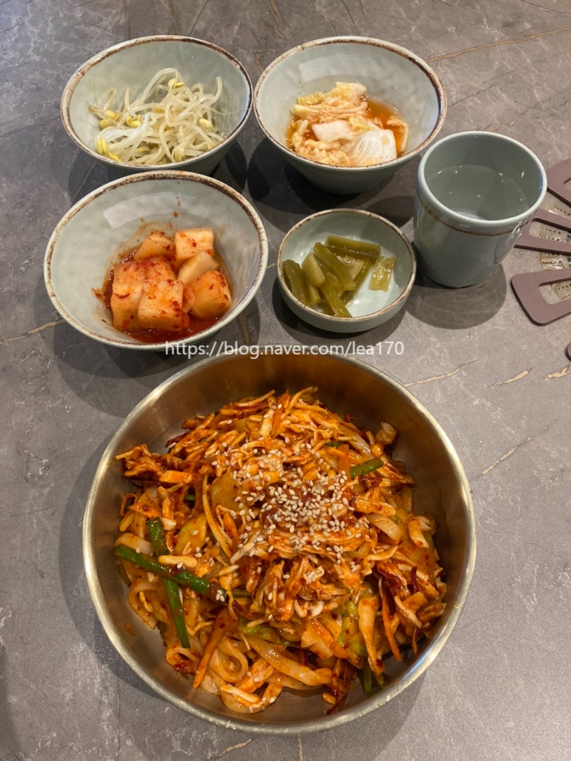 인천 파라다이스 시티 동대문닭한마리 계림닭도리탕 비빔닭칼국수
