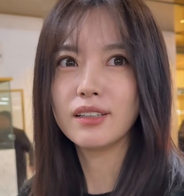 Han Hyo-joo's Recent Eye Changes...? Before and After Comparison of Her Eye Shape