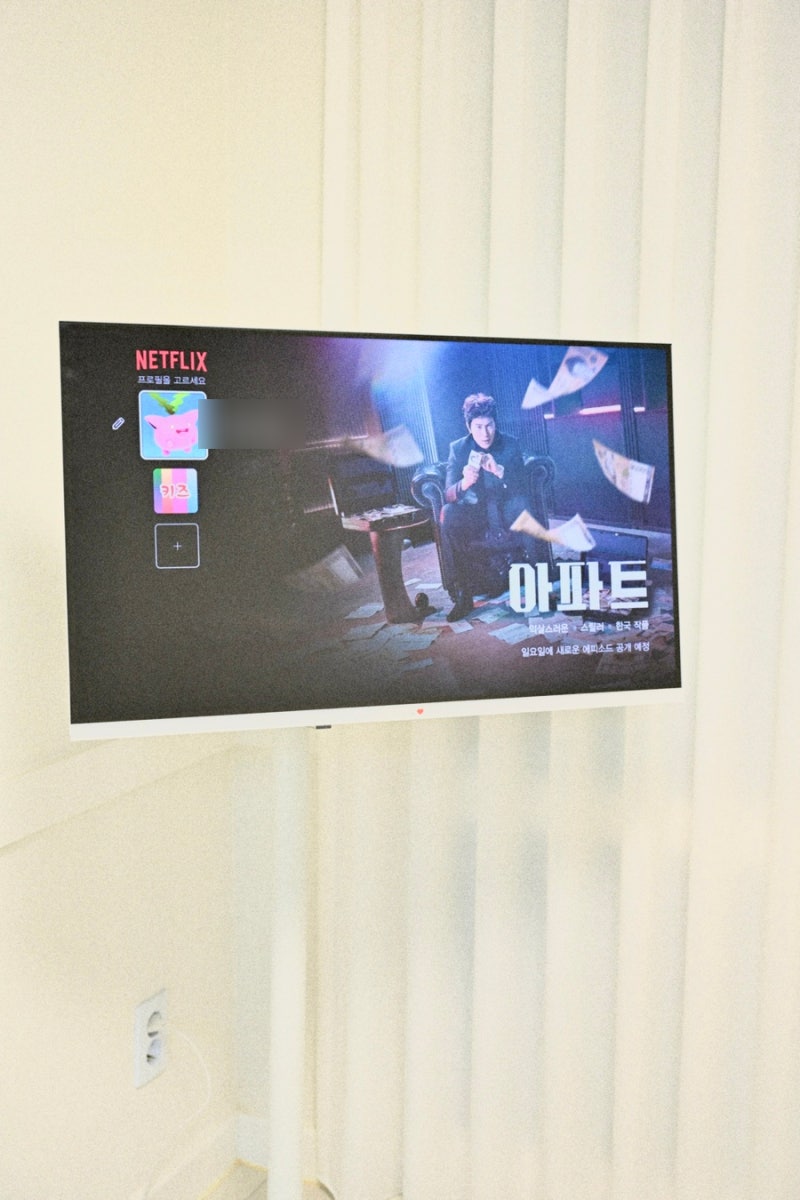 [리빙리뷰] 이동식 TV 끝판왕! 와이드무빙뷰 화이트에디션 삼탠바이미 내돈내산 솔직후기