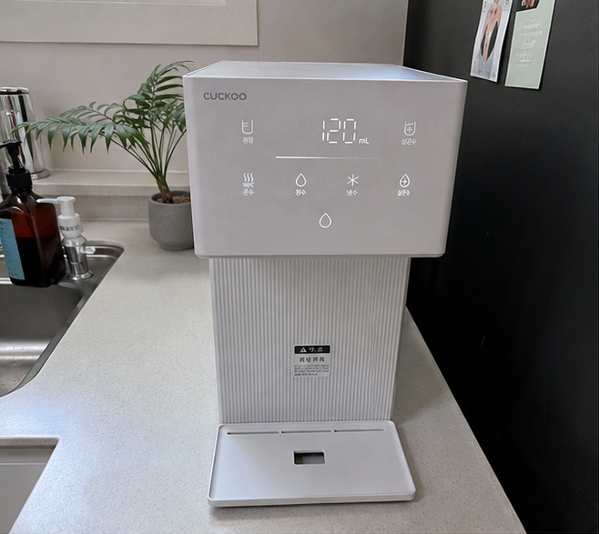 쿠쿠 미니100 정수기 CP-AMS100EWH 실사용 후기｜16.2cm 초소형이라 좁은 주방에 놓아보니