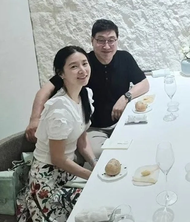 “진짜 75세 맞아?” 20살 연상의 이영애 남편 정호영 동안 외모 화제