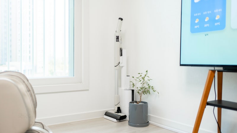 샤크 초경량 무선 청소기 추천 에보파워시스템 FIT+ 자동먼지비움 후기