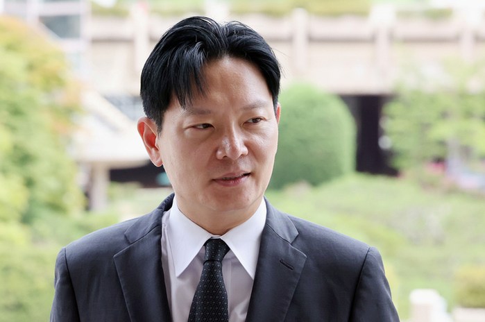 <b>법무부</b> 출석하는 박상용 검사의 작심 발언과 <b>징계</b> 논란의 내막