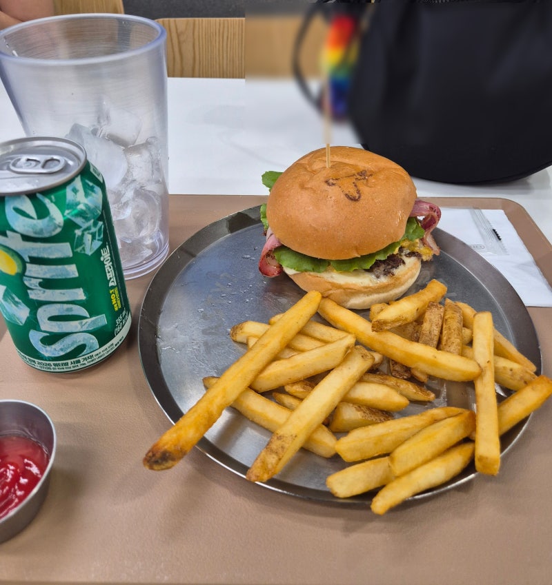 [마곡맛집] 마곡 LG아트센터 맛집 뮤지컬 보기 전 식사는 테이스티버거 마곡점에서