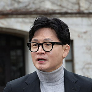 [긴급속보] 한동훈 정치행보 옛 친윤계 포럼까지 파고들었다…친한계만으로 움직이지 않는 ....