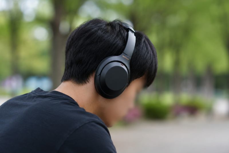 베스트셀러 소니 헤드폰 wh100XM4가 6년 만에 WH-1000XM4 C로 재탄생
