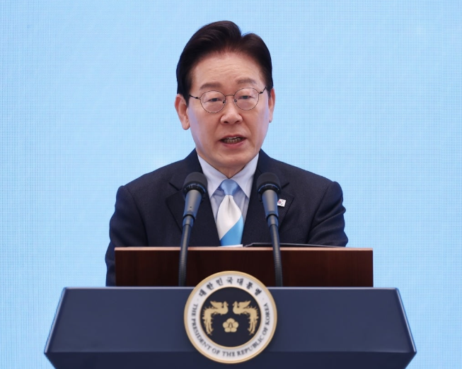 내 임기 줄여서라도 <b>개헌</b>! 이재명 대통령 발언 파장과 향후 정치권 ....