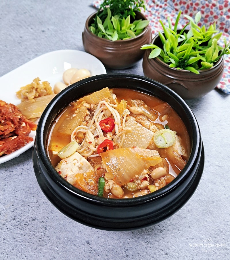 한국인의 발효 보양식 청국장 끓이는법 김치 청국장찌개 황금레시피