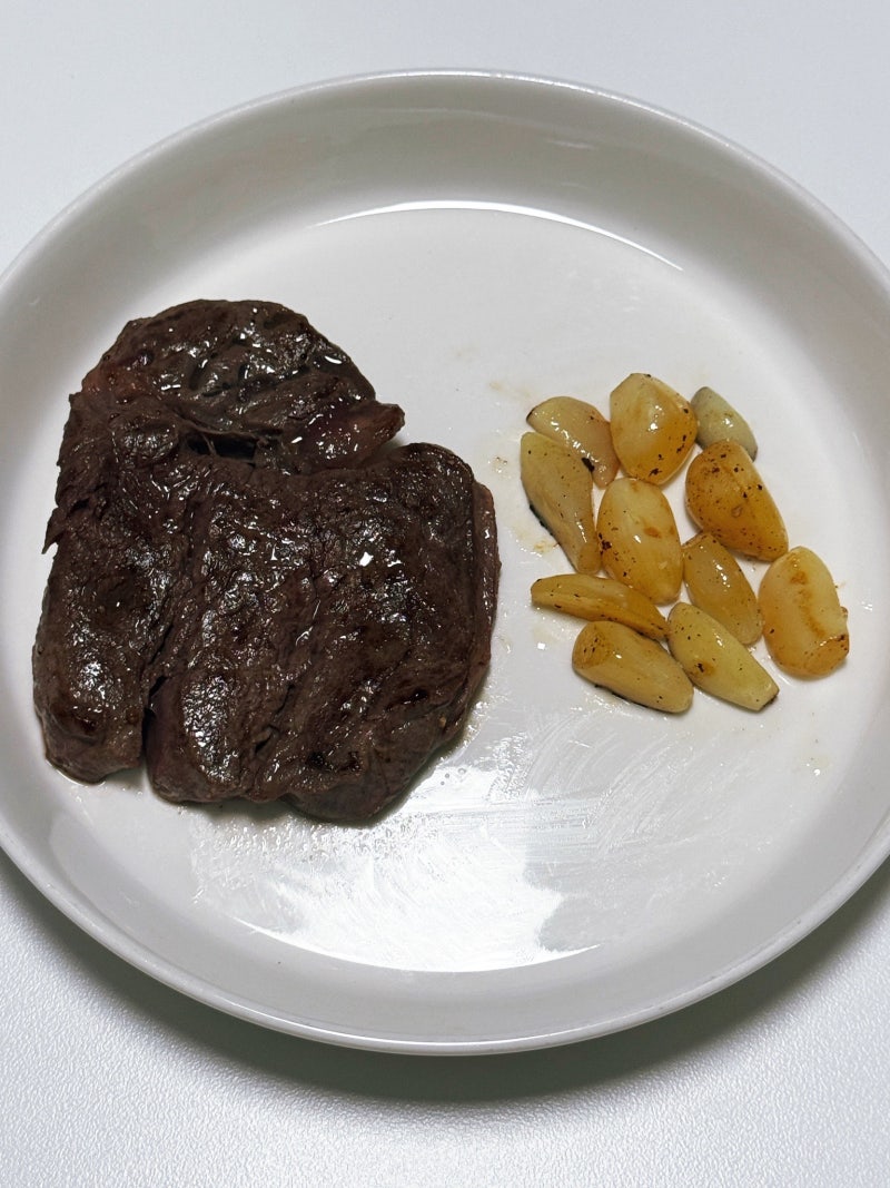 한우 안심스테이크 맛있게 굽는법 냉동 스테이크 해동방법 버터 마늘 마무리 레스팅 집에서 ....