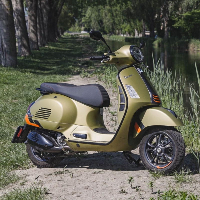 대체 불가능한 300cc 클래식 스쿠터 추천! 베스파 GTS300 역사