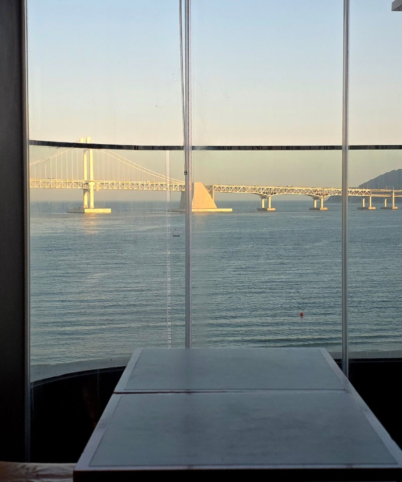 [부산] 광안리 카페 프론트커피☕️광안리해수욕장과 광안대교가 한눈에 보이는 오션뷰 카....
