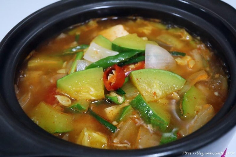 새우젓 두부호박찌개 만드는 법, 담백하면서 칼칼한 집밥 찌개