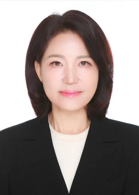 성역 없는 <b>5·18</b> <b>토론회</b> 강행? <b>이진숙</b> 의원, 국회 아수라장 만든 역대....