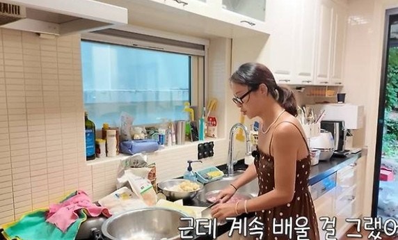 황정음 유튜브에 전남편 목소리가? 이혼 부부 사이 대체 무슨 일이길래