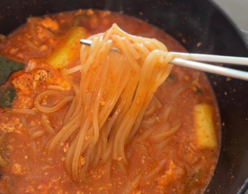 코스트코 순두부찌개 쫄면사리 후기｜만원 초반 실온보관 간편식 추천 꾸덕쫄깃 굿굿