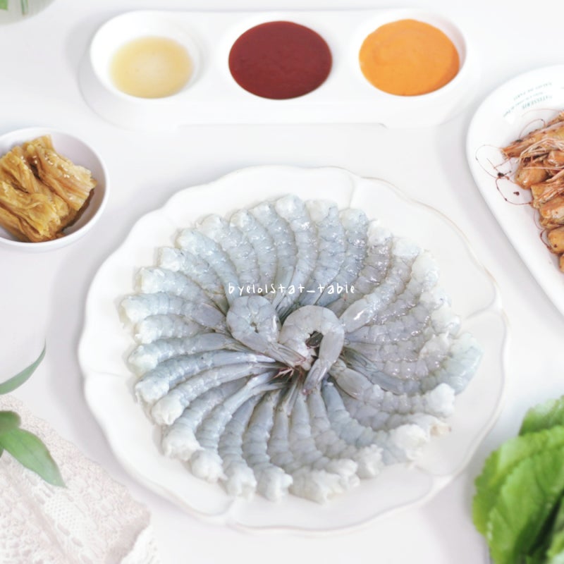 생새우회 소스 손질법 흰다리 활새우 요리 버터구이 라면까지