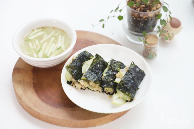 초간단 다이어트 요리 레시피 홍진경 오이김밥 레시피 아삭한 오이김밥 만들기
