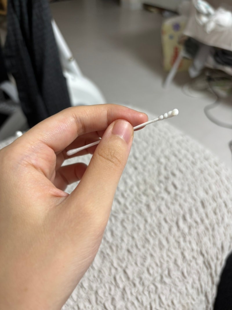 신생아 코딱지 제거 빼는법 핀셋은 겁난다면