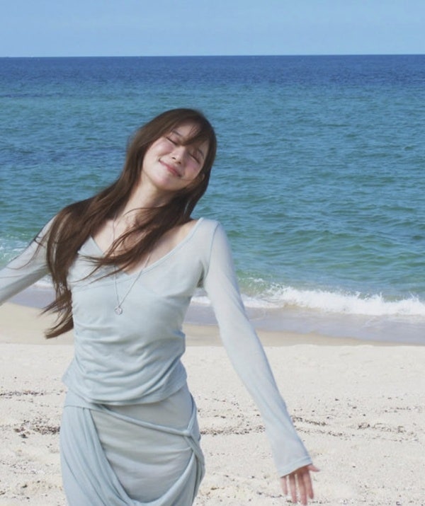 이엘리야, 해변 사진 화제…미스트롯4 이후 근황이 궁금해진 이유는?