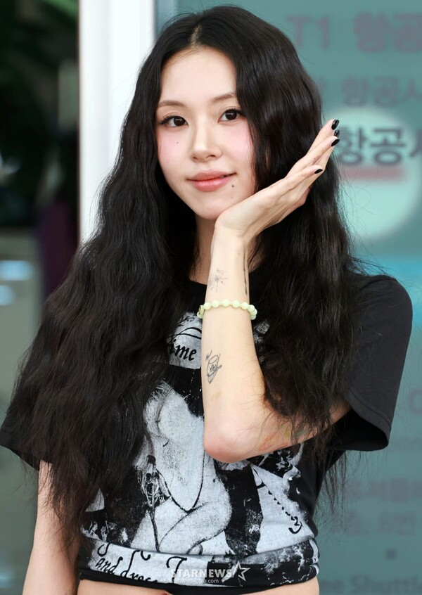 “TWICE Continues” Chaeyoung Leaves JYP for Solo Career: The Meaning of LIL FANTASY