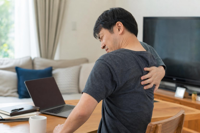 30~40대 오후만 되면 역류성식도염 등통증 유발하는 이유와 정형외과만 간다고 해결되지 않는....