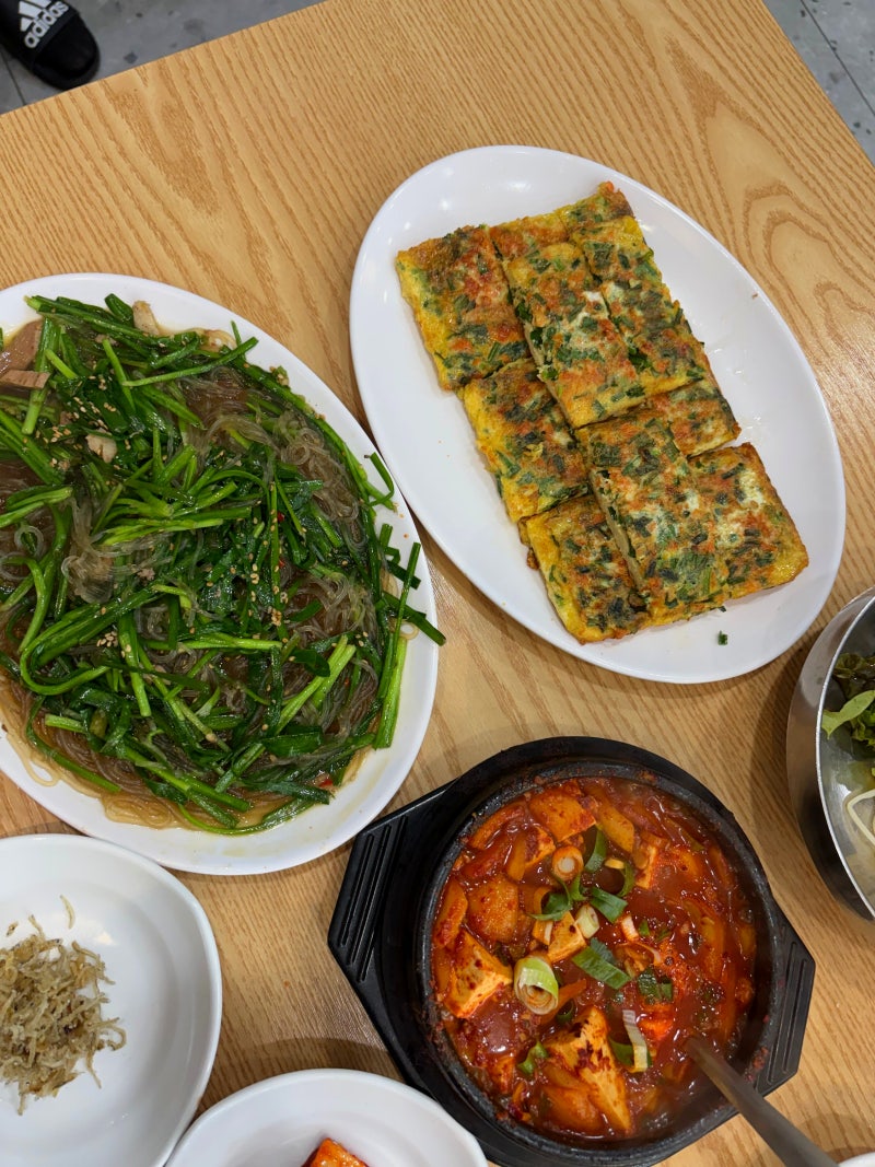 대구 부추잡채 맛집 '맛집부추잡채' ｜ 등원 후 남편이랑 데이트( ✌︎'ω')✌︎