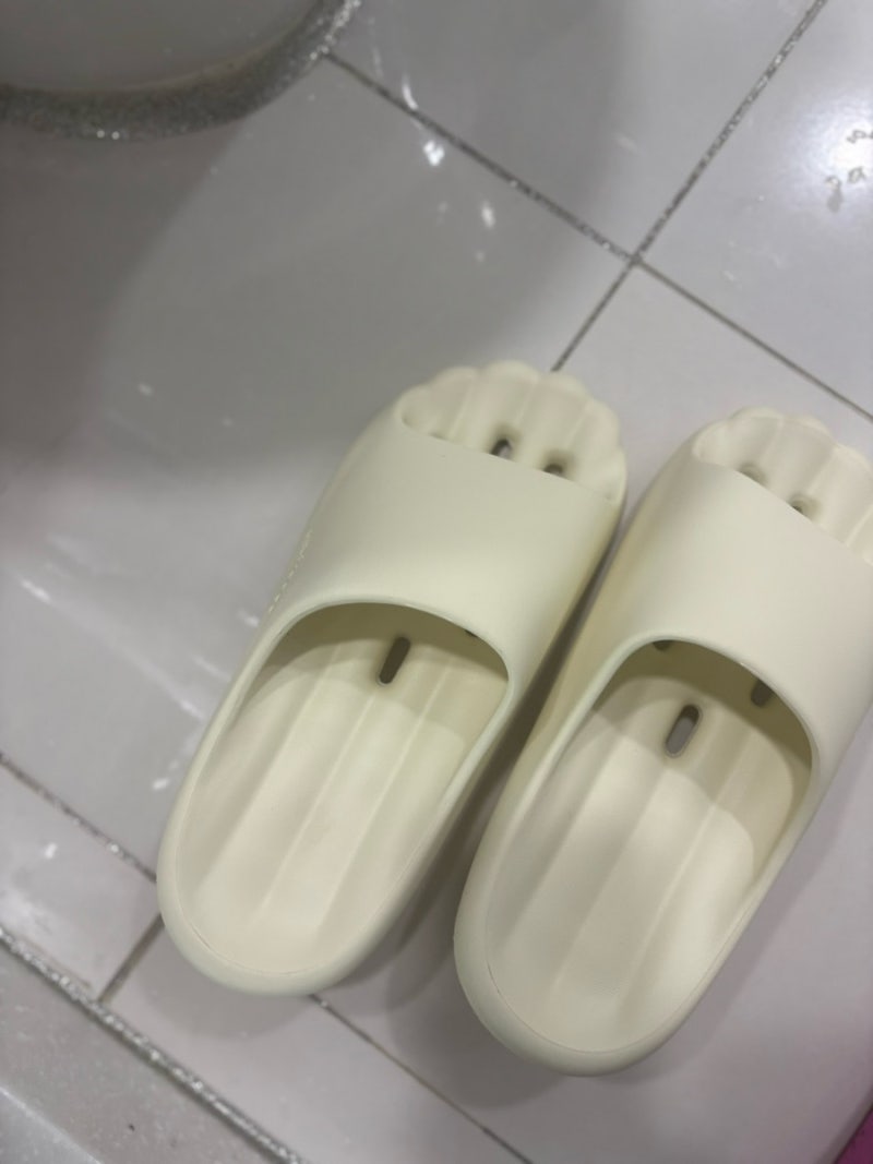 힐리퍼 욕실화 물빠짐 안생기는 곰팡이없는 물때안생기는욕실화 솔직 후기