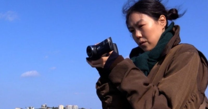 김민희, 2년 만의 스크린 복귀…로카르노에서 밝힌 '얼굴 변화'의 진짜 이유
