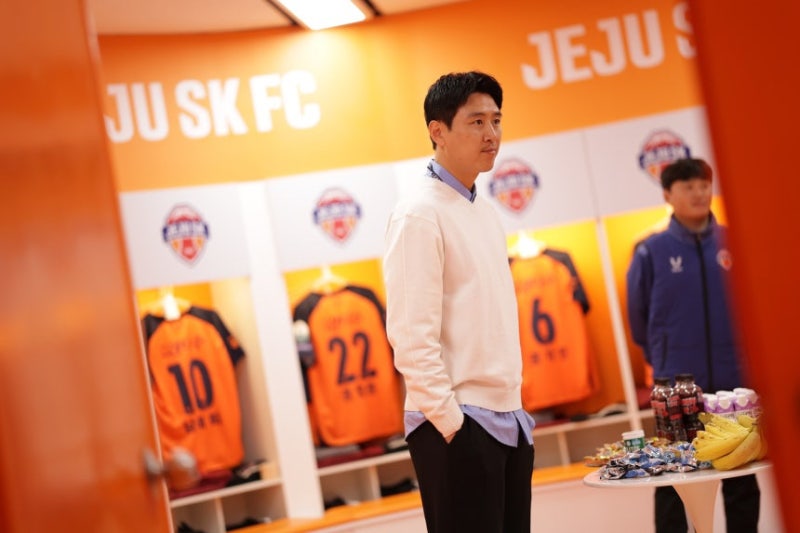 “U-18 코치 등록했지만 실전 지도는 안 했다” 구자철 지도경력 논란…A급 자격 요건 ‘꼼수....