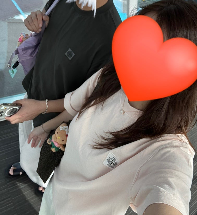 스톤아일랜드 반팔 티셔츠 | 사이즈 고민 끝! M / XL 착용샷 가먼트 다이 컬러 실물 후기 커플....