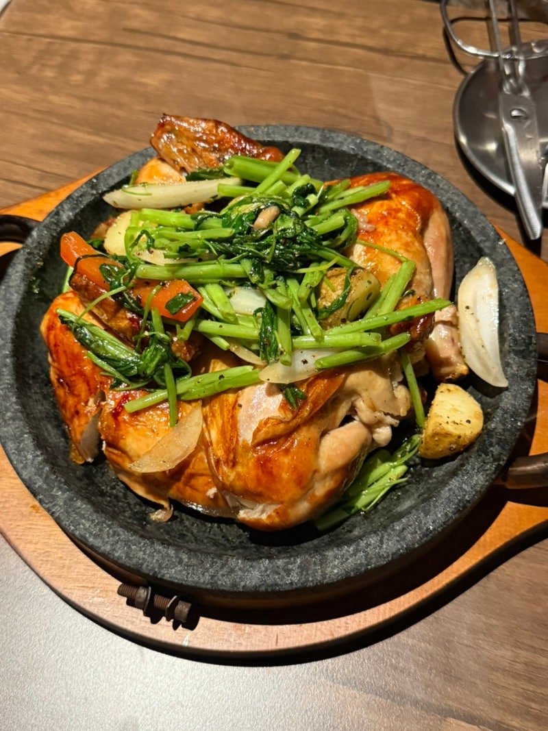 정준하가 오픈한 강남역 신상 맛집 ‘서울촌닭’ 솔직 후기 공심채 볶음 통닭 먹어봄