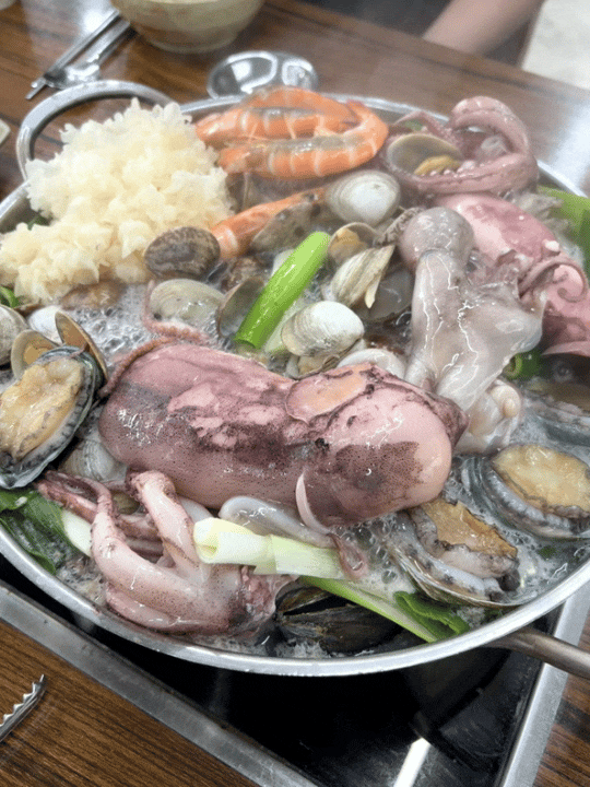 청주 송절동 테크노폴리스 맛집 비파해물칼국수 해물부터 비파면까지 푸짐했던 곳
