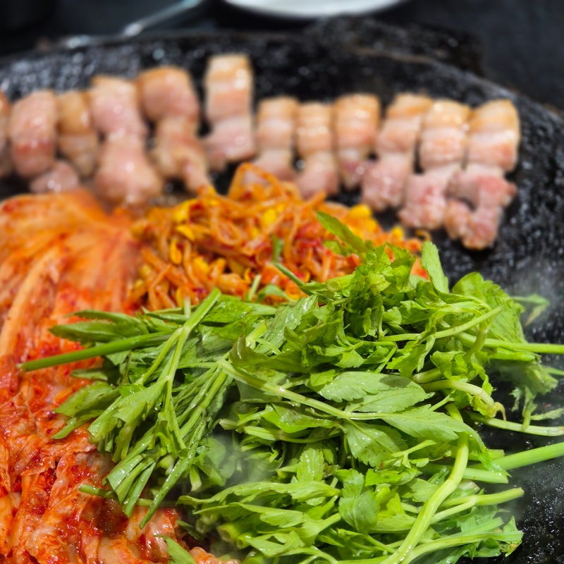 [충남/서산] 예천동 솥뚜껑 삼겹살 서산호수공원고깃집 '솥고집 서산점'
