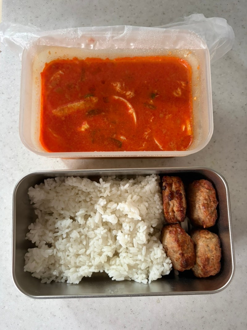 [직장인 도시락] 다담 차돌 순두부찌개 & 떡갈비 | 오늘의 도시락