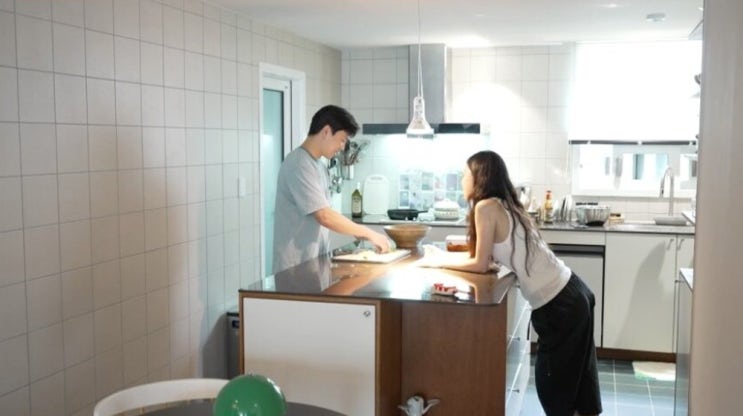 <b>이동하</b>·<b>소진</b>의 <b>초절약 결혼</b> 꿀팁, 어디까지 현실적일까?