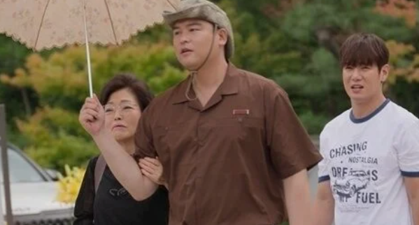 "사랑에 나이가 어디 있어?" 이장우가 환희에게 띠동갑 연하 강매(?)