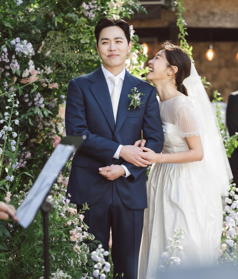 “웨딩드레스가 30만원?” 이동하♥소진의 초절약 결혼식, 실속을 중요하게 생각했다.