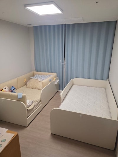 아기침대 한샘 샘키즈 데이베드 후기 안전가드 걱정했는데 4면형이라 마음이 놓여요