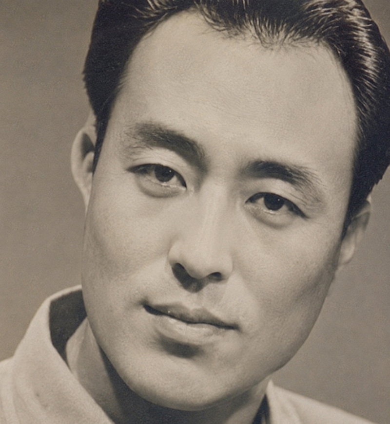 "수백억 원대 빚에 아내와도 이별..." 거리 외판원까지 했던 원로배우의 반전 인생