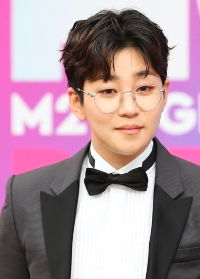 짠돌이 이미지 뒤에 숨겨진 반전 재력가 연예인 TOP 5