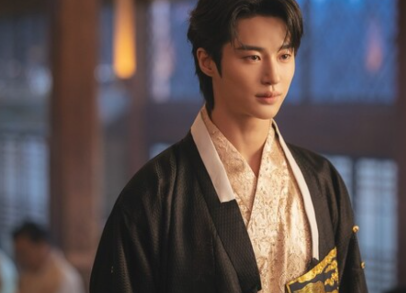 Sun-jae's Byeon Woo-seok's Success Story: Why He's an Actor Anticipated Even for His Next Project, 'Cloudless Road'
