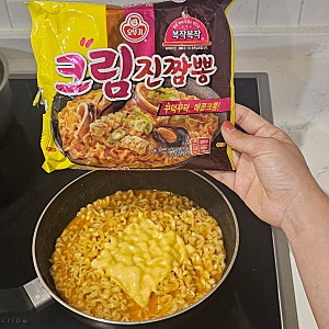 맵찔이도 즐겨먹는 오뚜기 크림진짬뽕 후기