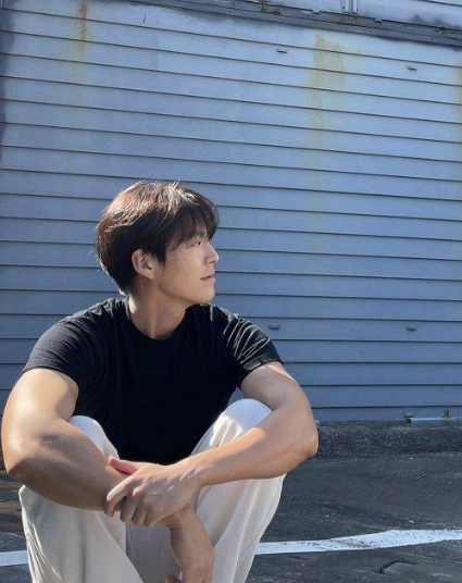 “내 말 어디 갔어?” 김우빈은 말을 찾는데 모두가 팔뚝만 본 이유