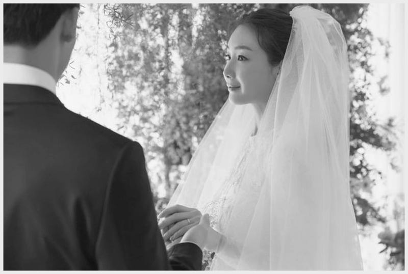 "톱여배우가 결혼식 하는 날까지 아무도 몰랐다..." 뒤늦게 알려진 9살 연하 남편의 직업